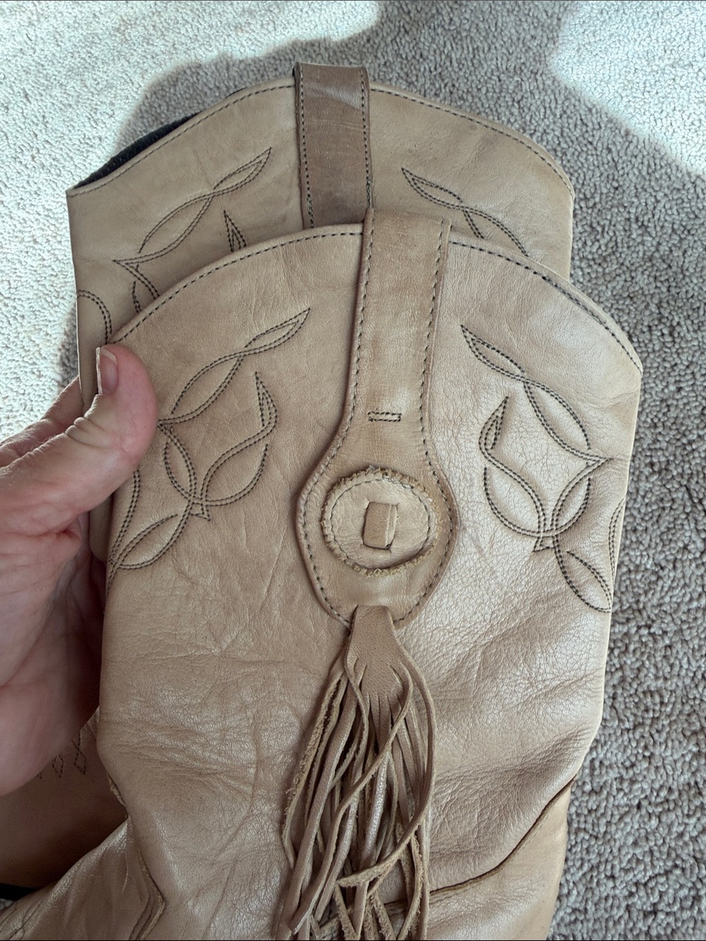 Vintage 1992 Women’s Laredo Western Boots Taupe Leather Fringe Cowboy Boots - Picture 13 of 16